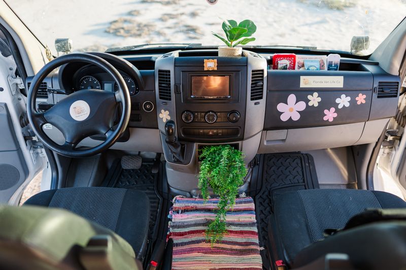 Picture 3/19 of a 2013 Mercedes Sprinter Van Camper for sale in Saint Petersburg, Florida