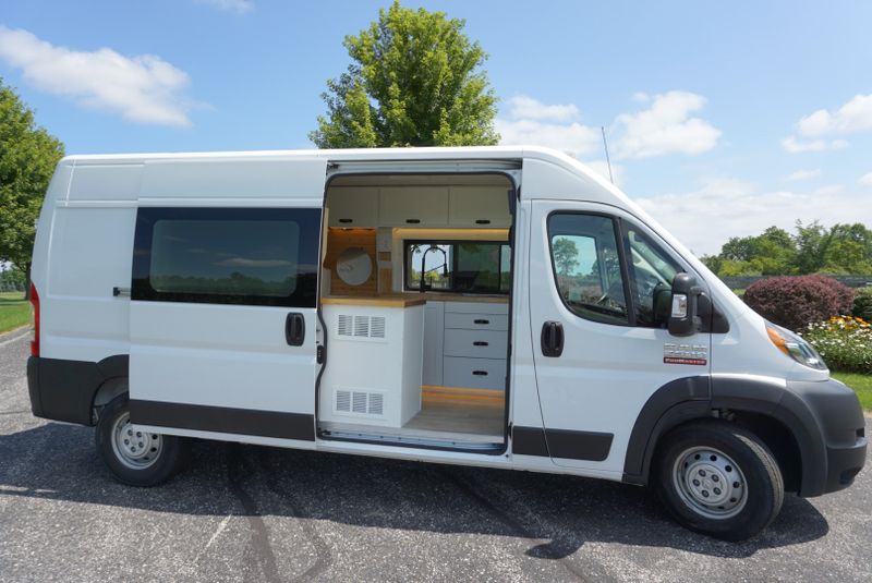 Picture 1/17 of a 2019 Ram Promaster 2500 for sale in Mount Pleasant, Michigan