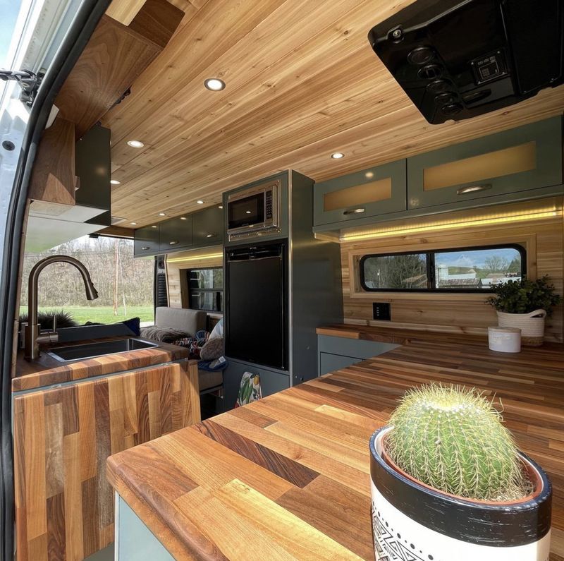 Picture 1/10 of a Stunning 2019 Ram Promaster 3500 159″ WB EXT HR – OGA VANS for sale in Delta, Colorado