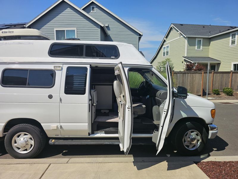Picture 2/11 of a 2003 Ford E350 Sportsmobile Camper Van – Only 68K Miles for sale in Portland, Oregon