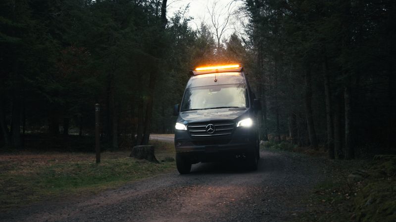 Picture 5/18 of a 2024 AWD Sprinter with ALL the Amenities for sale in Brooklyn, New York