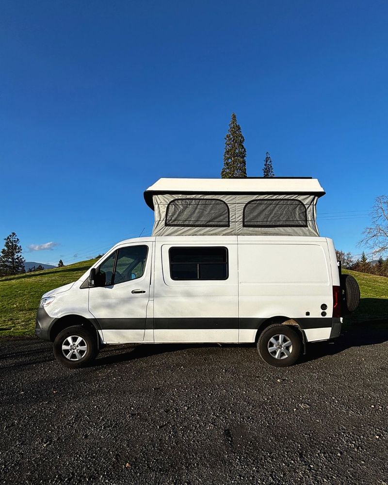 Picture 4/23 of a 2020 Mercedes-Benz Sprinter AWD Pop-Top Camper for sale in Hood River, Oregon