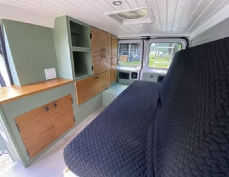 Picture 4/6 of a 2012 Ford E350 Campervan for sale in Hamburg, New Jersey