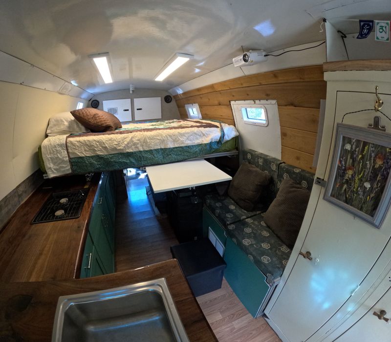 Picture 4/15 of a 2006 Ford e450 Conversion Van for sale in Morrison, Colorado