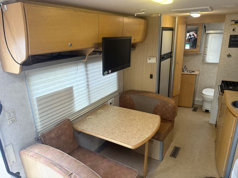 Picture 1/16 of a 2006 Winnebago view 23j for sale in San Diego, California