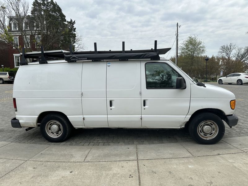 Picture 2/24 of a Stealth camper van for sale in Richmond, Virginia