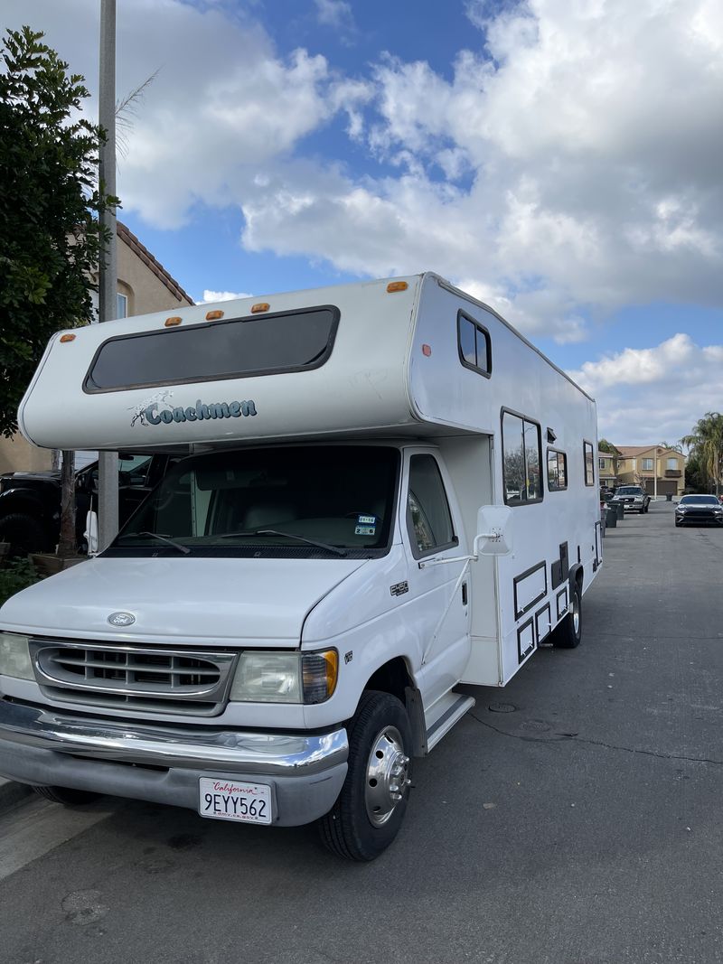 Picture 1/9 of a Remodeled 2002 ford motorhome for sale in Perris, California