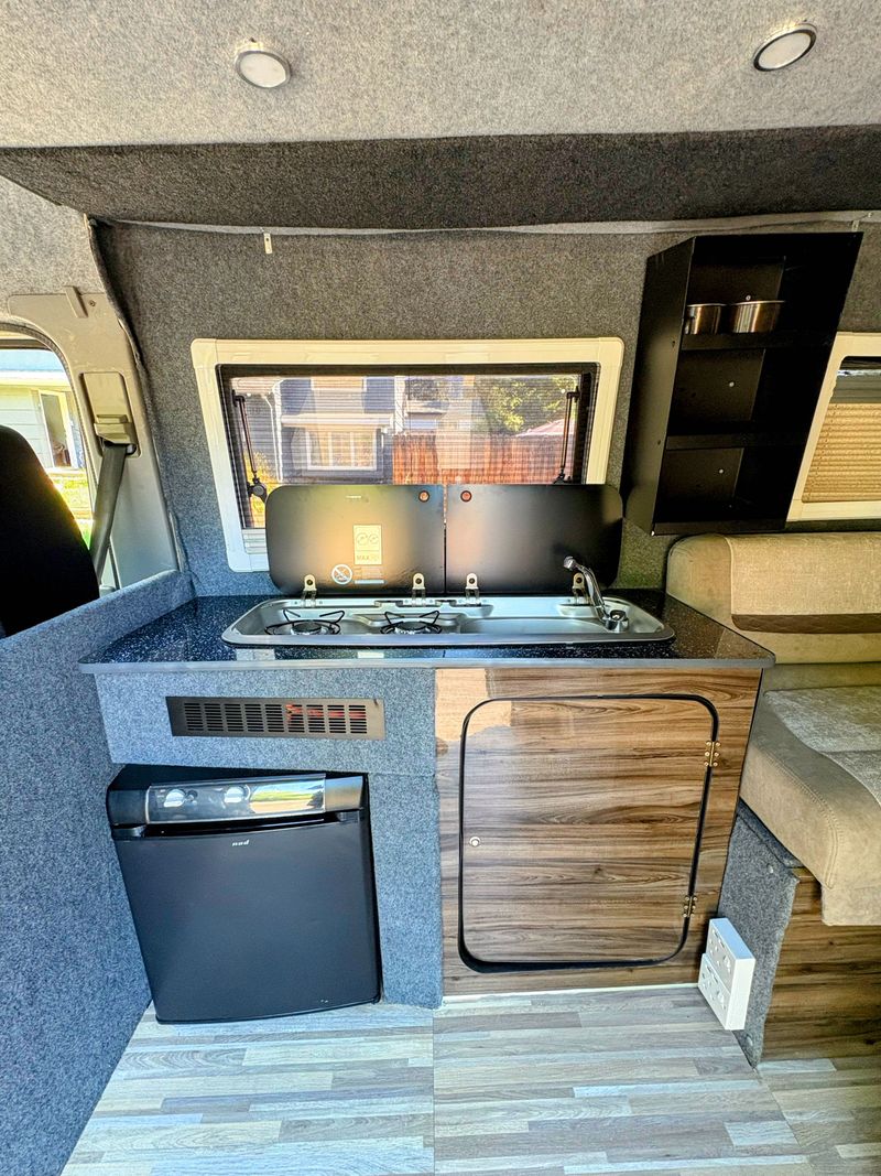 Picture 4/22 of a '99 Volkswagen LT28 w/Solar - Manual RHD Diesel - UK Classic for sale in Fort Collins, Colorado