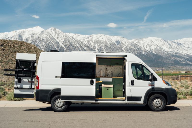 Picture 3/34 of a 2018 Dodge Promaster 2500 159wb High Roof for sale in South Lake Tahoe, California