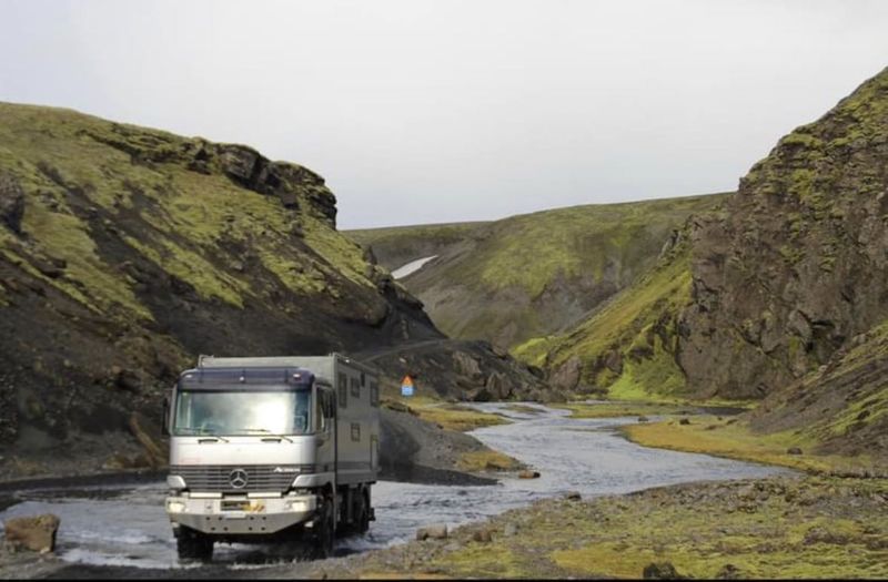 Picture 2/15 of a Expedition Mercedes-Benz Actros 4x4 for sale in Bend, Oregon