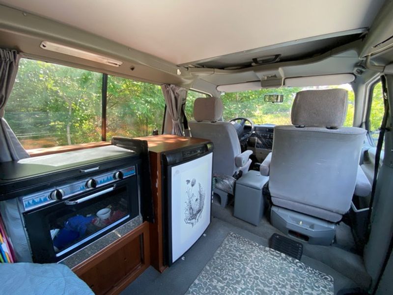 Picture 5/16 of a Clean and Unique 1993 Eurovan Camper Van for sale in Blue Hill, Maine