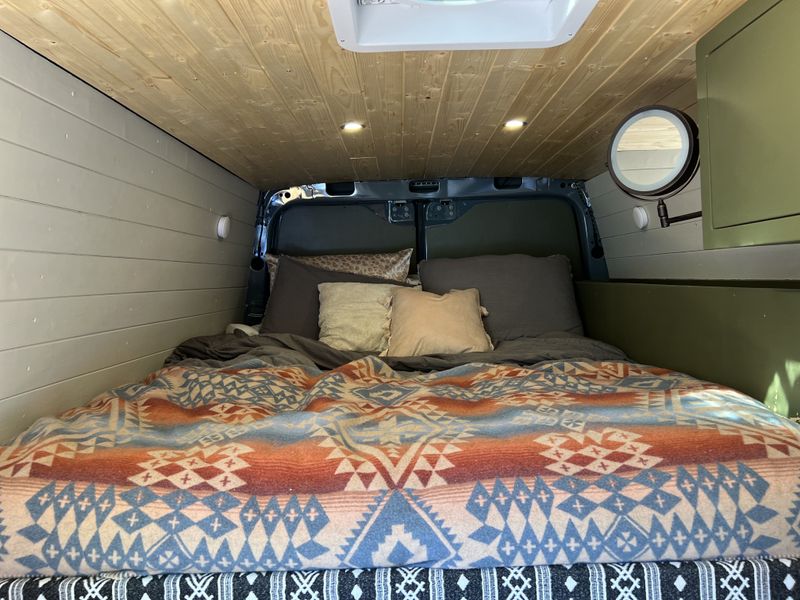 Picture 3/14 of a 2021 Mercedes-Benz Sprinter 2500 170” Custom Camper Van for sale in Portland, Oregon