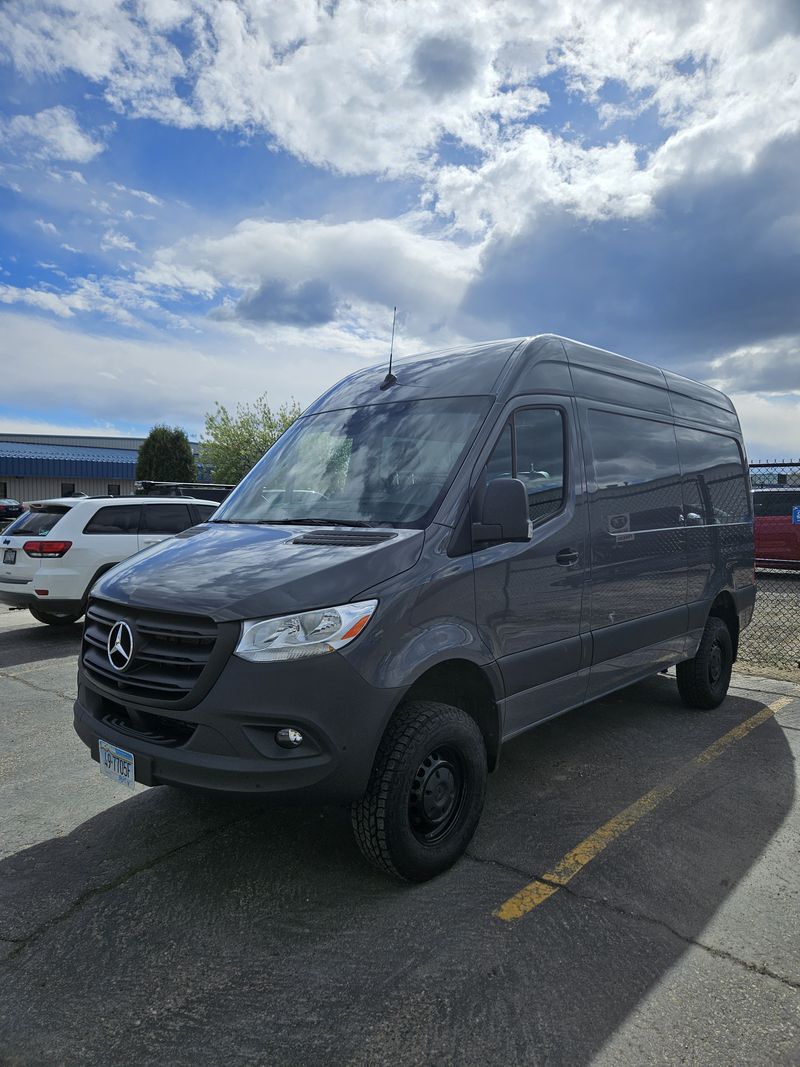 Picture 4/14 of a 2022 Mercedes Sprinter 4X4  for sale in Cooke City, Montana