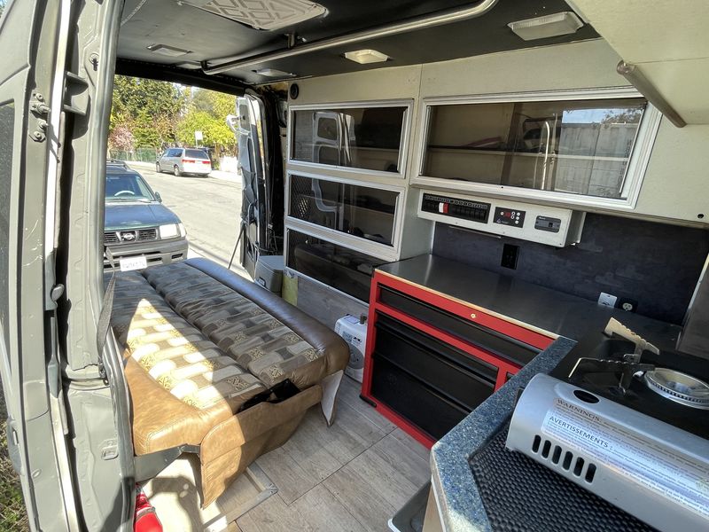 Picture 3/9 of a 2008 Dodge Sprinter 2500 for sale in Palo Alto, California