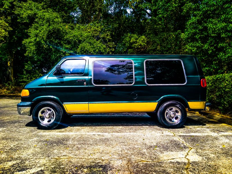 Picture 3/28 of a 2003 Dodge Ram Van 1500 Regency Edition for sale in Tallahassee, Florida