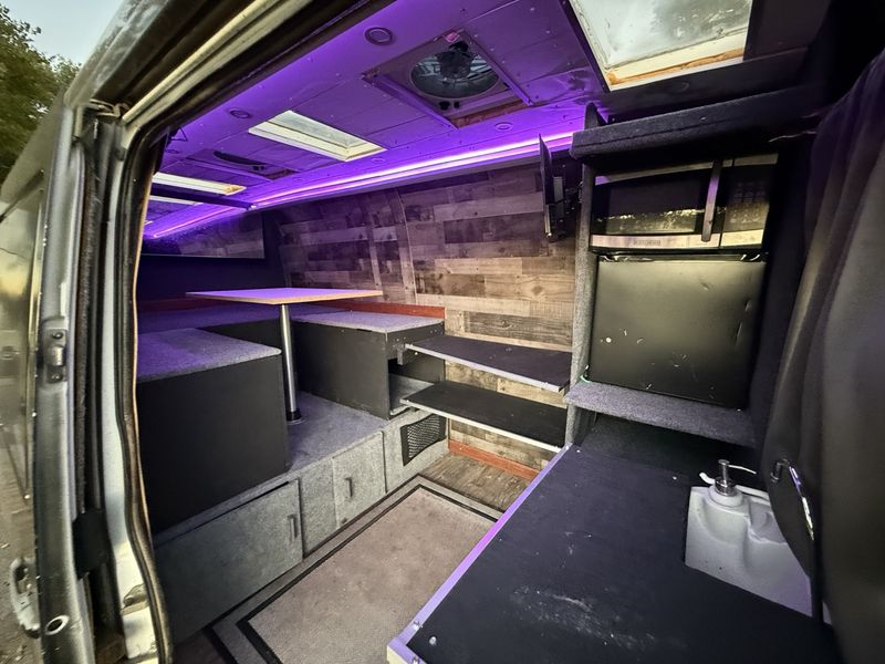 Picture 3/10 of a 2006 Mercedes/Dodge Sprinters Black & White Camper Vans (x2) for sale in Minneapolis, Minnesota