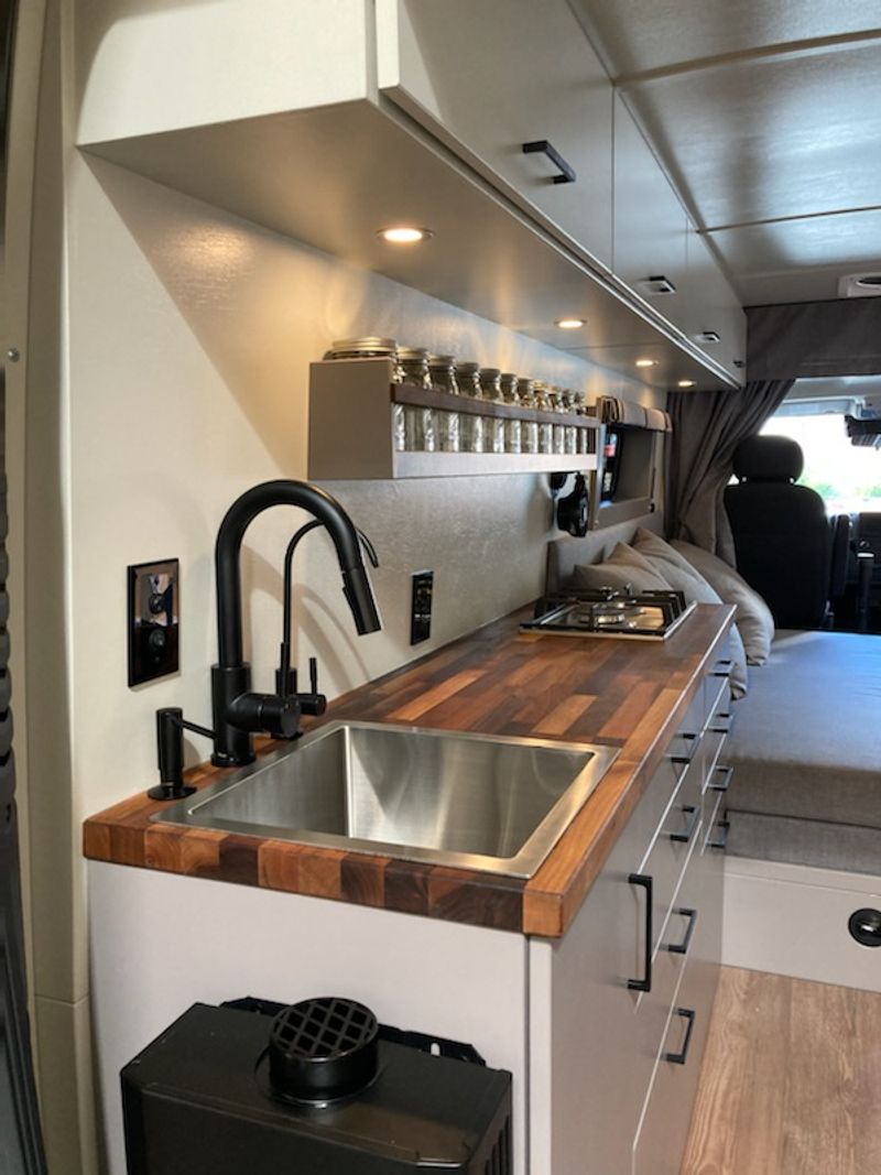 Picture 4/19 of a Ram Promaster 2500 159" wheelbase High Roof Camper Van for sale in Ventura, California