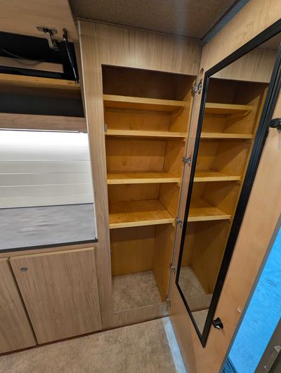Picture 13/39 of a 2023 Build, Off Grid, 4 season Van, Demo sale. for sale in Hopkinsville, Kentucky