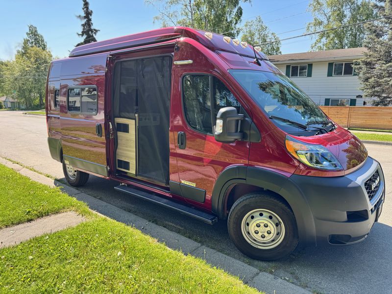 Picture 2/15 of a 2023 Winnebago Solis 59P for sale in Anchorage, Alaska