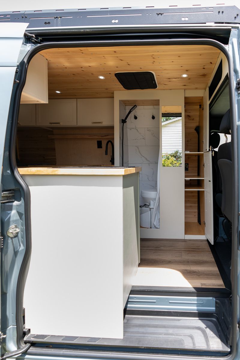 Picture 5/32 of a 2022 Mercedes Sprinter Cargo 2500 170 WB RWD for sale in Annapolis, Maryland