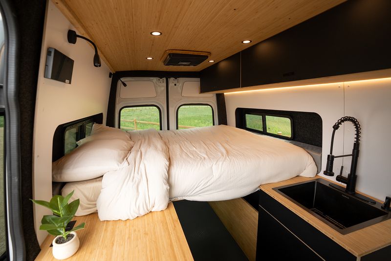 Picture 5/19 of a 2021 Geotrek Convoy Sprinter 144″ 2WD for sale in Boulder, Colorado