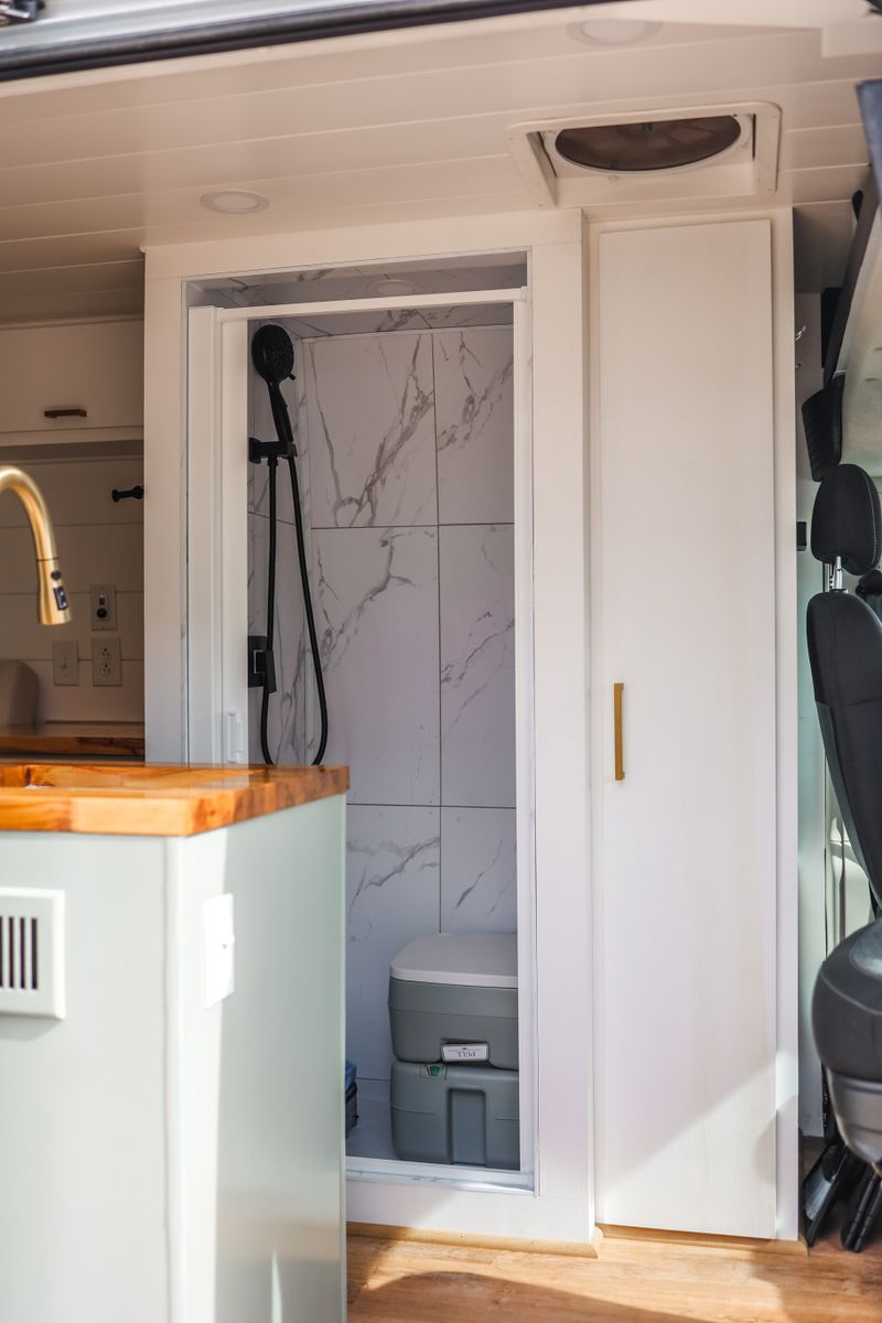 Picture 4/19 of a Custom 2022 Ram ProMaster 2500 159 High Roof | Off Grid for sale in Salt Lake City, Utah
