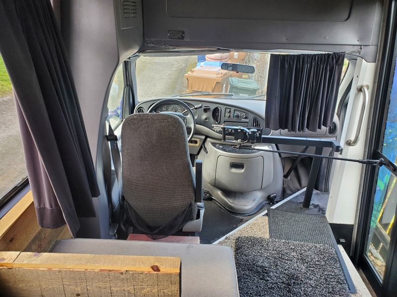 Picture 3/8 of a 1999 e-450 Custom Build Schoolie for sale in Tacoma, Washington