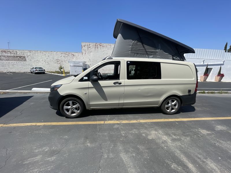 Picture 1/11 of a Mercedes-Benz Metris Camper 2022 for sale in Carson, California