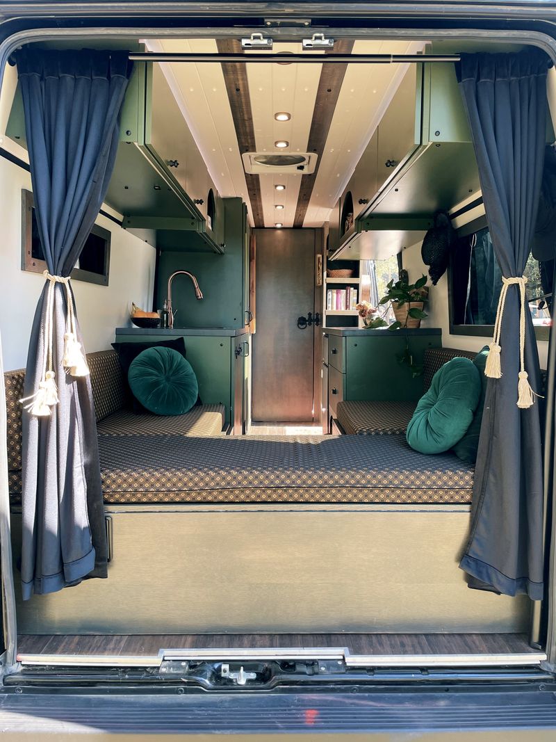 Picture 1/18 of a Charming Luxury Professional Build, 4-Season Adventuremobile for sale in Portland, Oregon