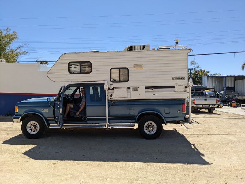 Picture 2/21 of a [SALE AGREED] F-250 Truck Camper - whole setup! for sale in Portland, Oregon