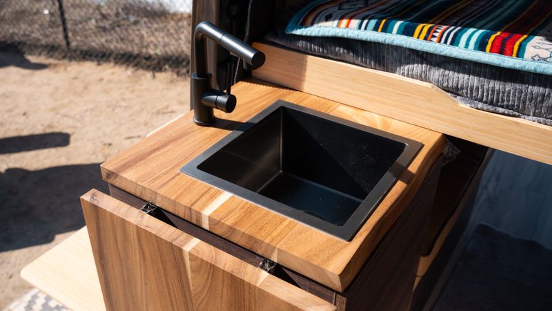 Picture 3/10 of a 2024 Mercedes Sprinter AWD for sale in San Diego, California