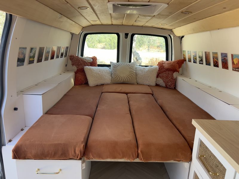 Picture 4/20 of a CHEVY EXPRESS 2005 FULL OFF GRID READY TO GO for sale in Los Angeles, California