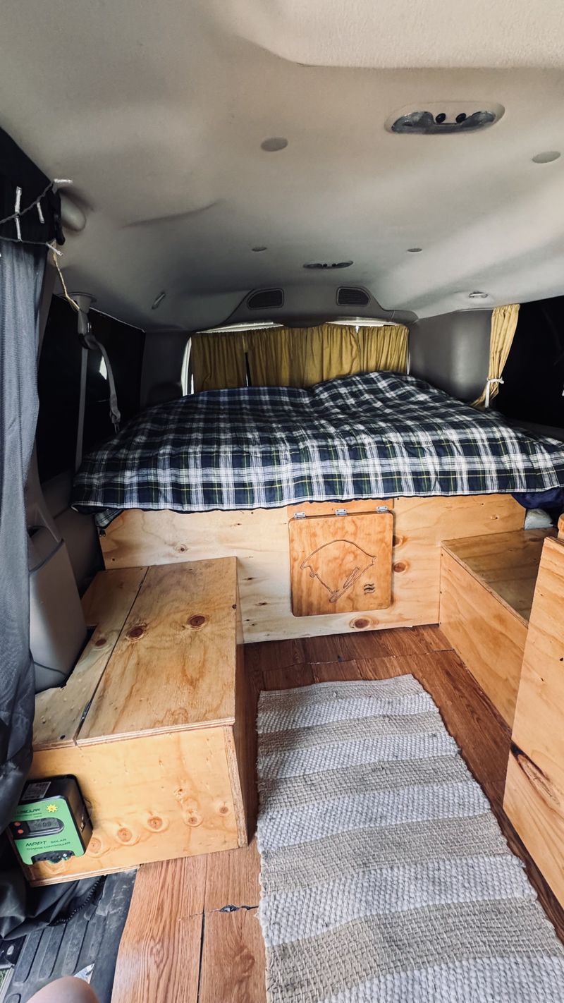 Picture 4/15 of a 2006 Chevy Van Camper Conversion for sale in Castro Valley, California