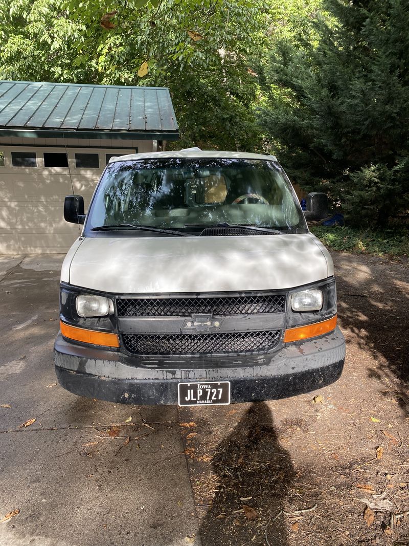 Picture 4/34 of a 2006 Chevy Express Campervan for sale in Talent, Oregon