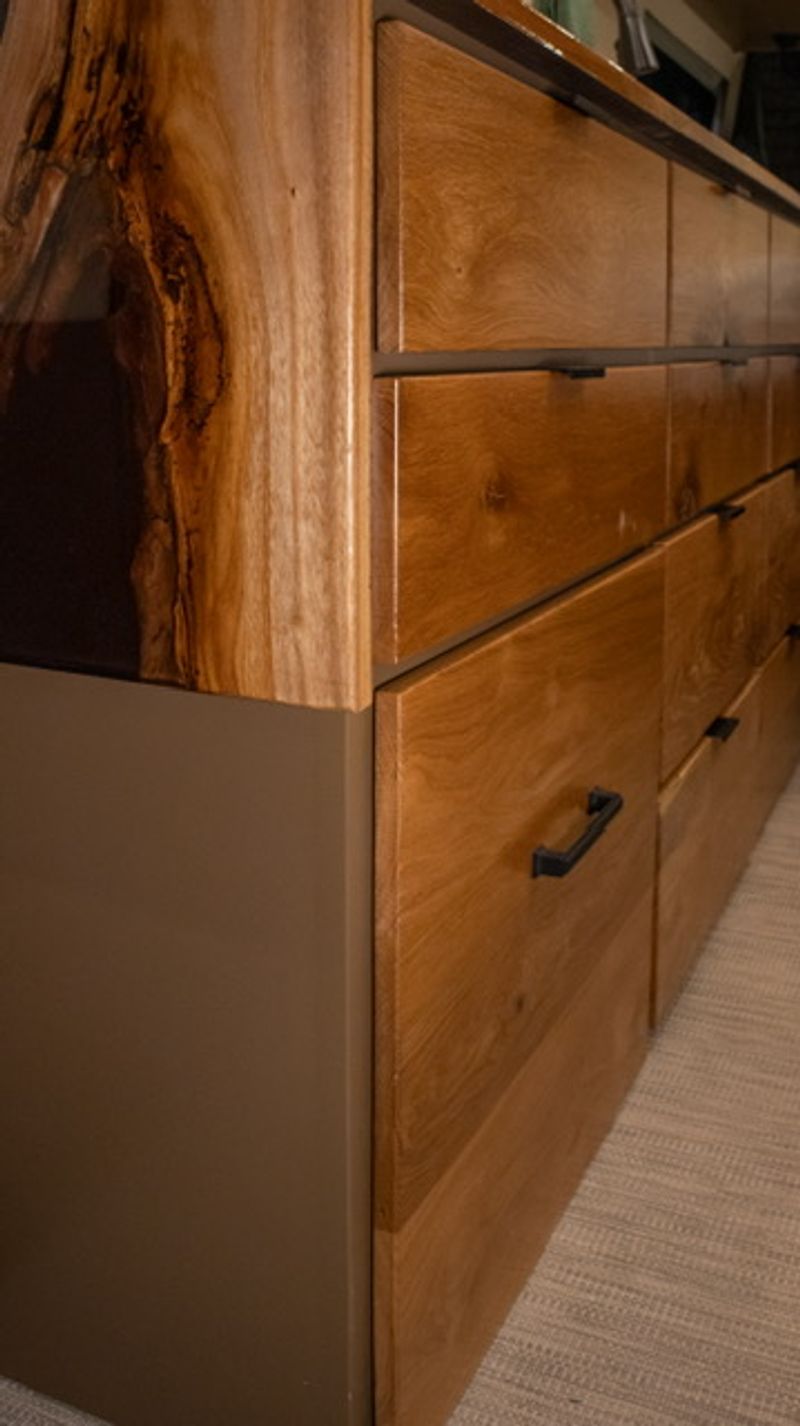 Picture 4/17 of a 2025 Mercedes-Benz Sprinter 2500 AWD 170″ for sale in Eden Prairie, Minnesota