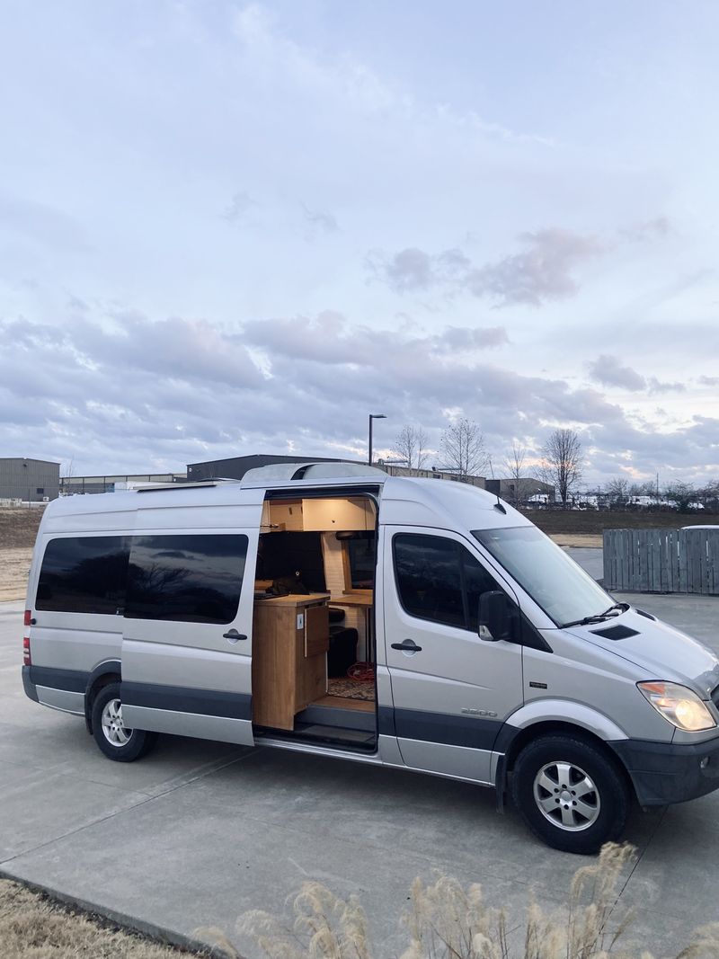 Picture 2/16 of a 2008 Mercedes Sprinter 170” High Top for sale in Fort Smith, Arkansas