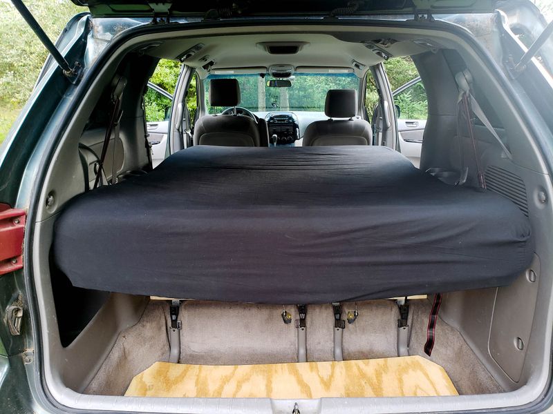 Picture 3/11 of a 2005 Toyota Sienna Camper Van for sale in Cambridge, Massachusetts