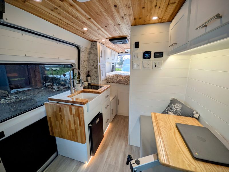 Picture 4/40 of a 2025 NEW RAM ProMaster Custom Campervan for sale in Santa Margarita, California