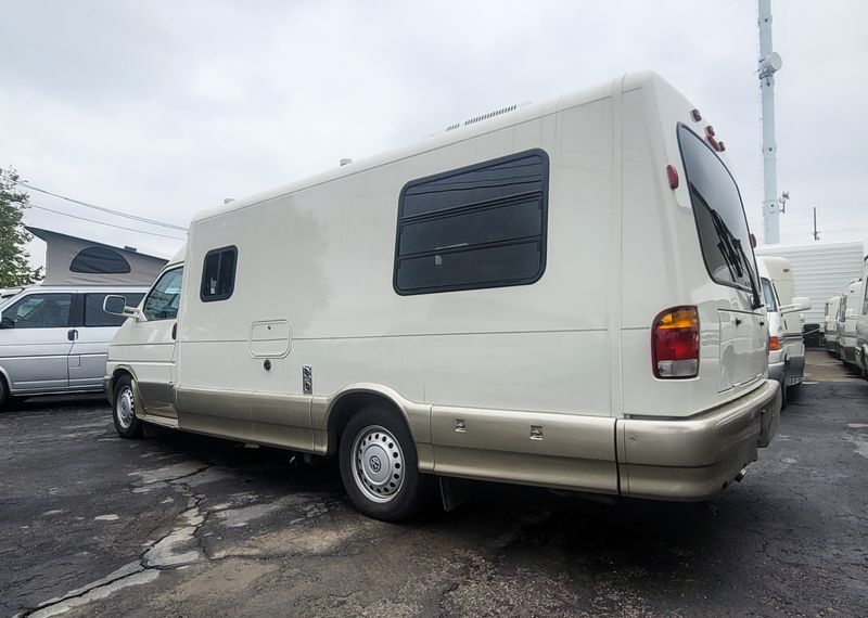 Picture 4/30 of a 2002 VW Rialta HD w/82K Miles - #975 for sale in Yucaipa, California