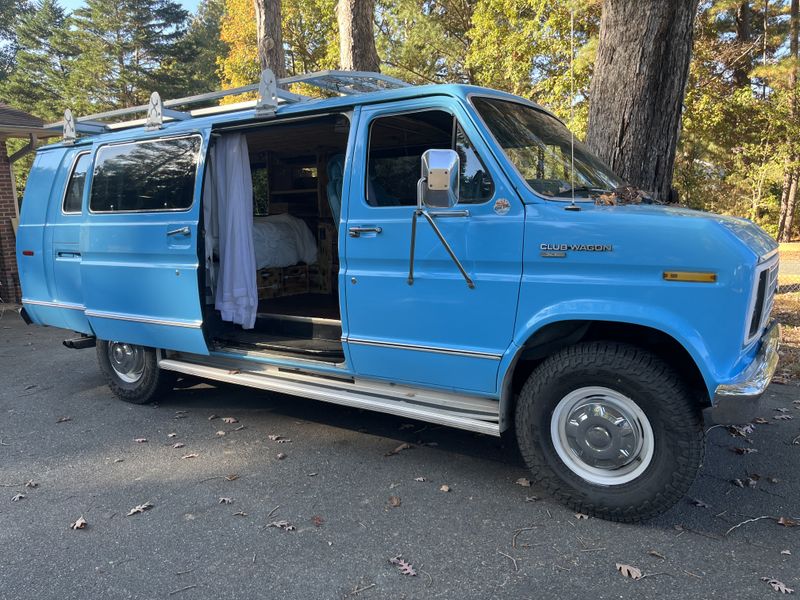 Picture 1/20 of a 1989 Ford Club Wagon XL for sale in Pittsboro, North Carolina