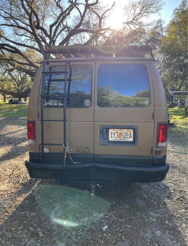 Picture 5/18 of a 1999 ford econoline 250 converted van for sale in Jupiter, Florida
