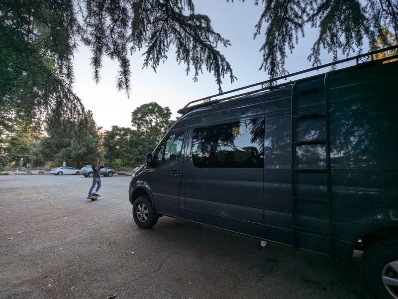 Picture 4/11 of a Van Hell Sing.  2021 Mercedes Sprinter High Roof 4x4   for sale in San Gabriel, California