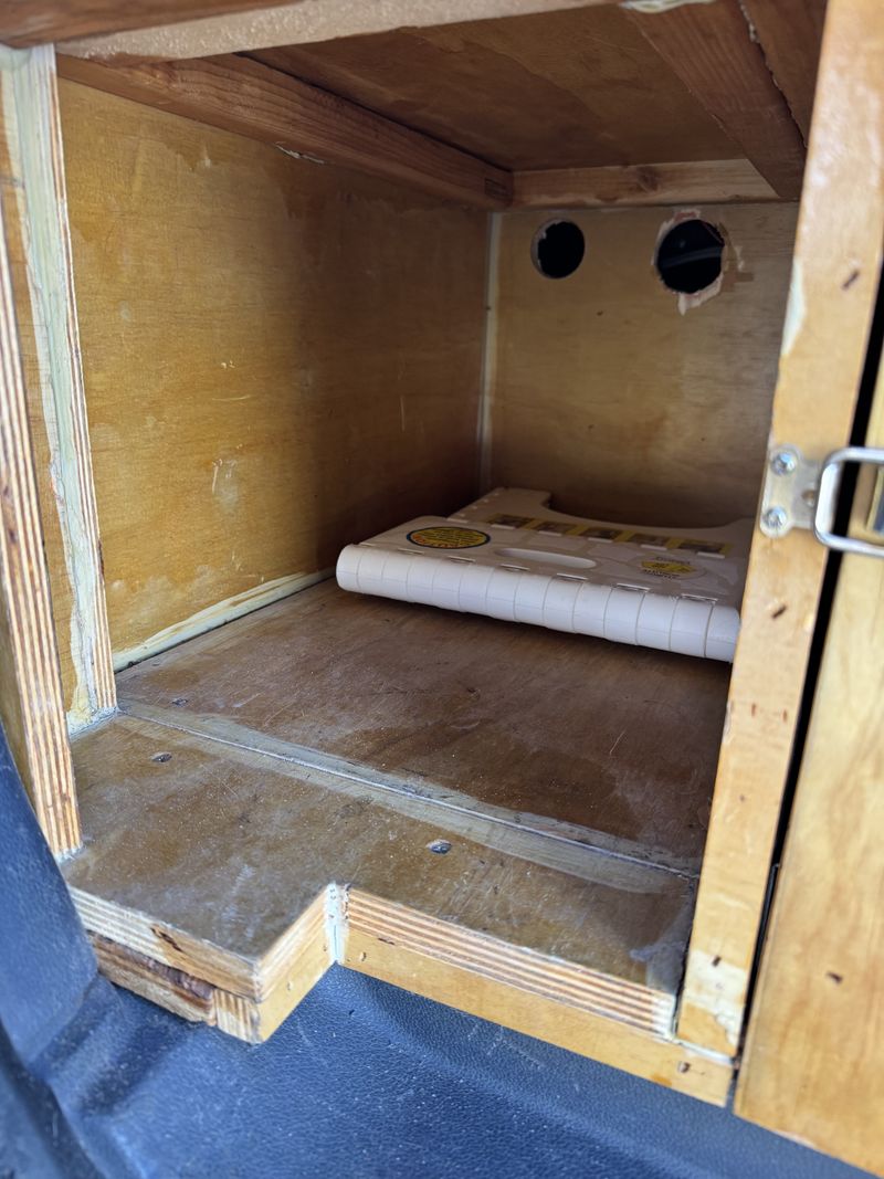 Picture 5/6 of a 2012 Ford Transit Connect Camper for sale in Montrose, Colorado
