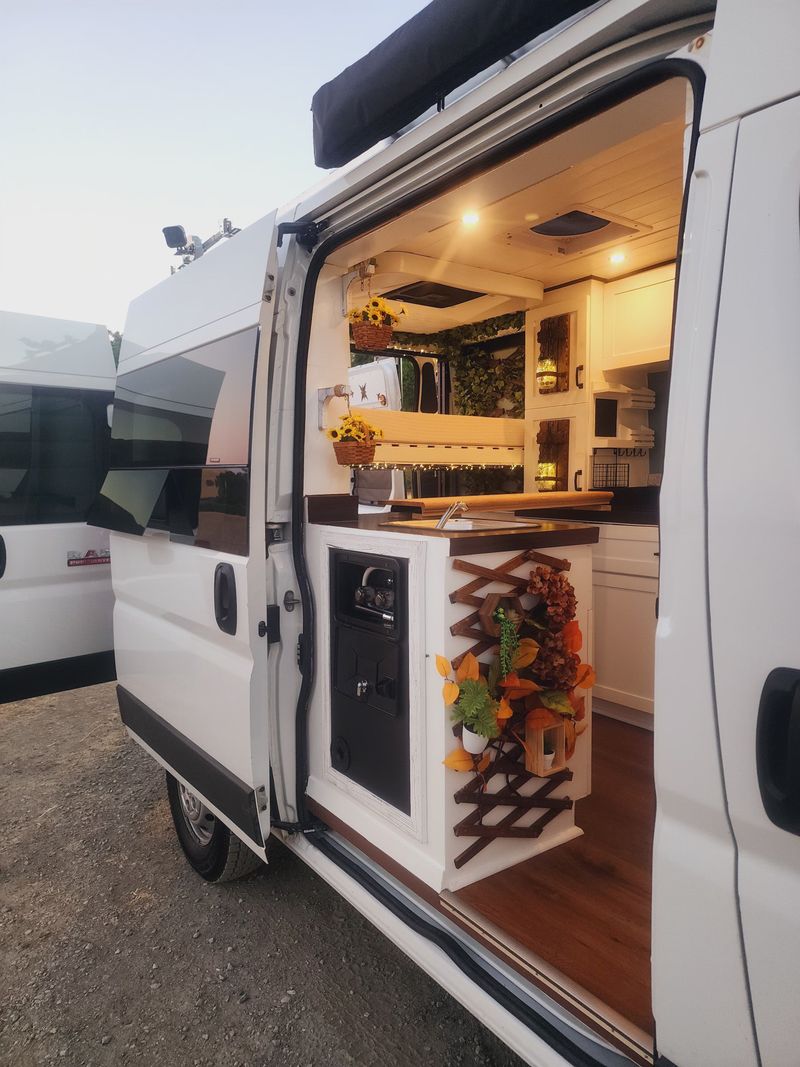 Picture 3/45 of a Ram promaster 1500 High Roof Cargo Van for sale in San Francisco, California