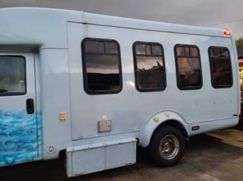 Picture 3/20 of a 2008 Chevrolet One Ton Diesel  for sale in Debary, Florida