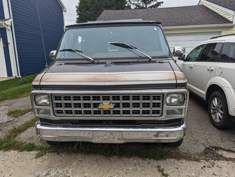 Picture 3/17 of a 1982 chevorlet G20 for sale in Waterford, Michigan