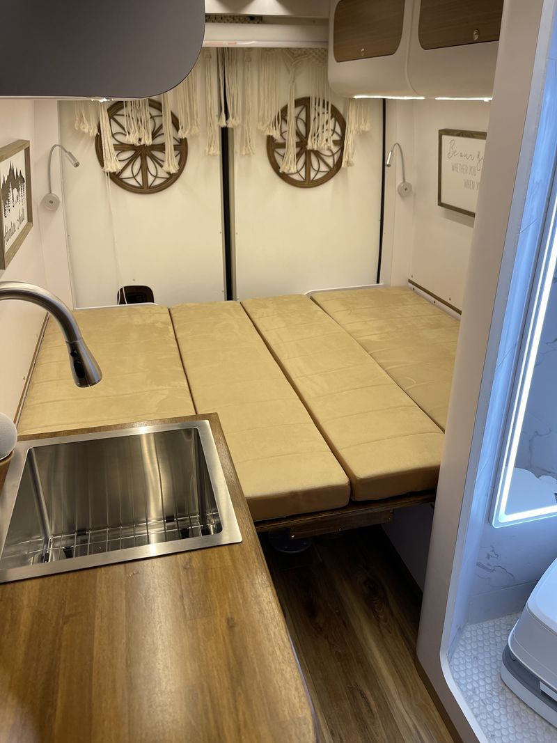 Picture 3/14 of a LUXURY 4x4 Sprinter - Financing Available for sale in Las Vegas, Nevada