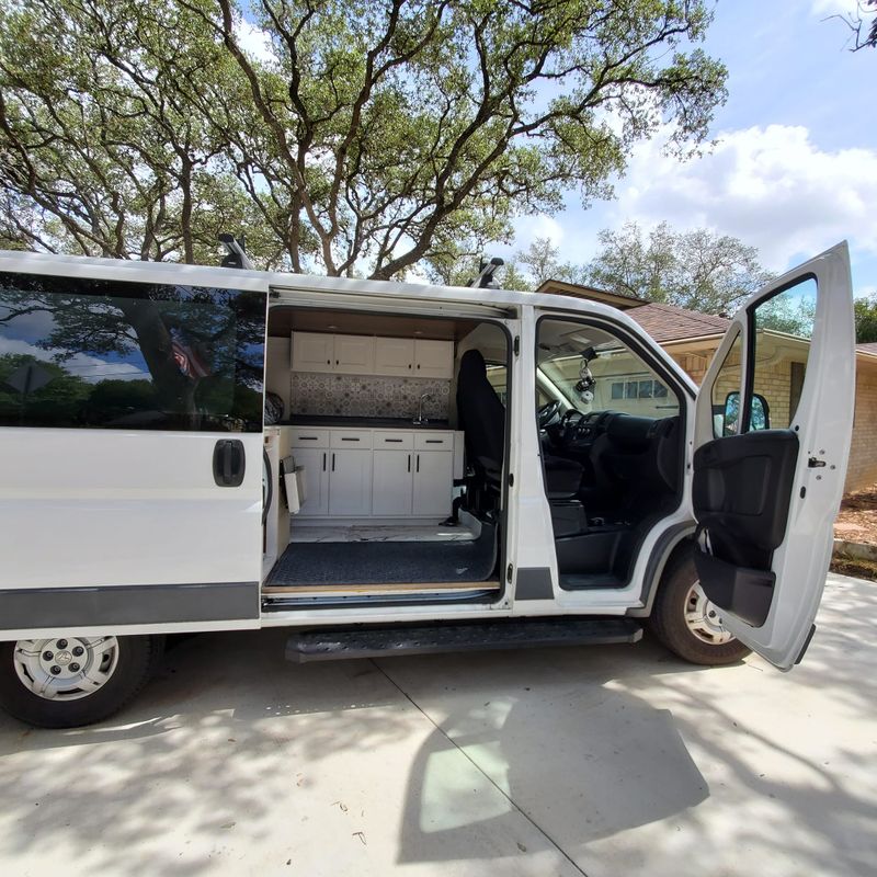 Picture 4/28 of a 2017 Dodge Promaster 1500 3 Dr Van w/Window for sale in San Antonio, Texas