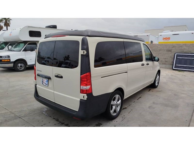Picture 4/15 of a Metris - Driverge Metris Campervan for sale in Los Angeles, California