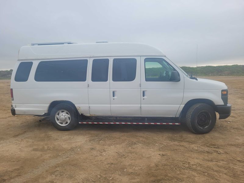 Picture 4/25 of a 2008 Ford E-250 Camper Van for sale in San Diego, California